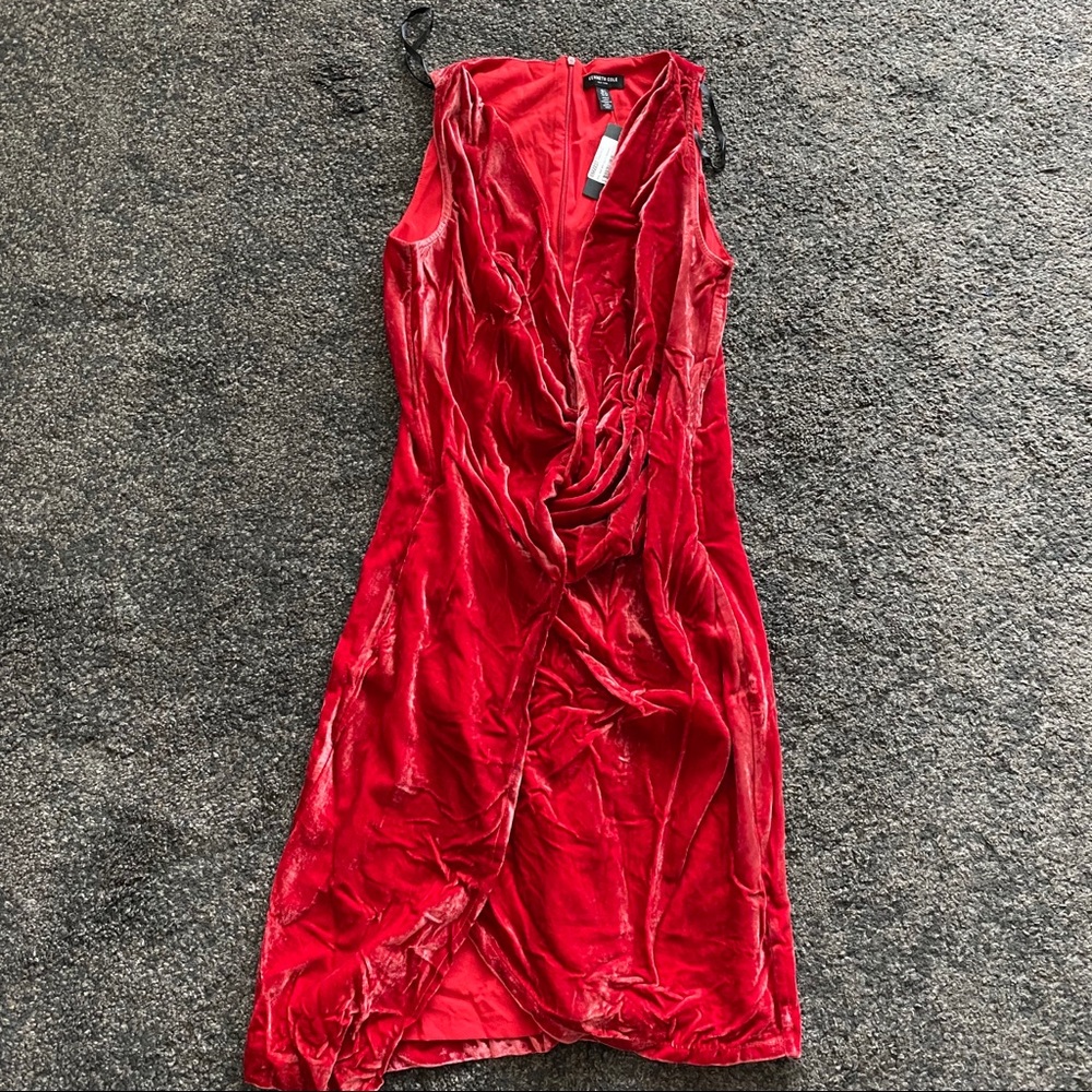 925 Kenneth Cole red velvet faux wrap dress - Picture 4 of 5